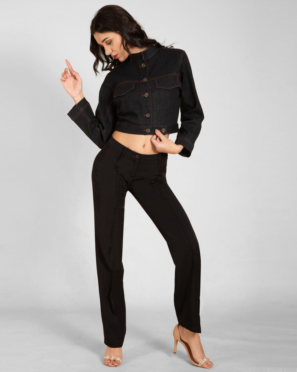 Cropped Fitted Denim Jacket