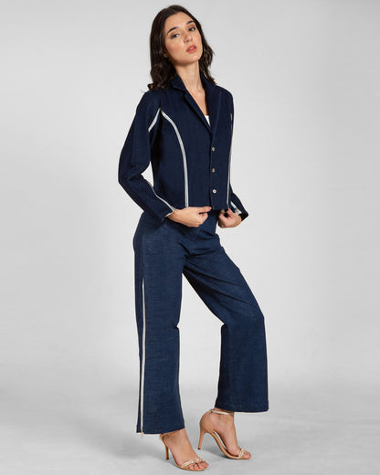 Concealed Contrast Bell Sleeve Blazer