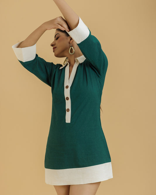 Women's Bell Sleeves Short Dress